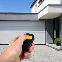 Télécommande 2 canaux - SCS SENTINEL - SimplyControl - Jaune, portée 40m, fré...