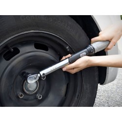 Clé dynamométrique couple de 21 a 119NM - AEG - Carré pour douille standard e...