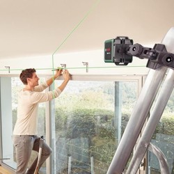 Laser ligne en croix Bosch -  Quigo + (Portée 7 m, livré avec piles,