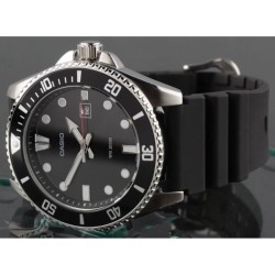 Montre - Casio - Collection Homme - Noir et Acier - Étanchéité 20 bars - Verr...