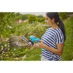 Kit cisaille a gazon ComfortCut Li + lame taille-buissons - 3,6 V/3,0 Ah - Pr...