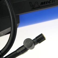 Compresseur 230V - MICHELIN - gonflage de 0.05 bars jusqu'a 7 bars - HAUT DEB...