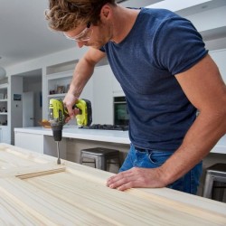 RYOBI - Perceuse-visseuse 18V ONE+ - 50 Nm - 500-1800 tr/min - mandrin 13 mm ...