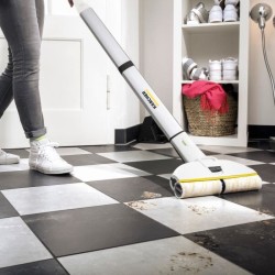 KARCHER EWM 2 - Balai serpilliere électrique sans fil - Permet de nettoyer ju...