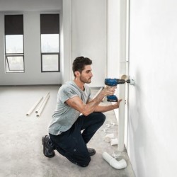 Perceuse a percussion Bosch Professional GSB 18V- 21 + 2 batteries 2,0Ah + Ch...