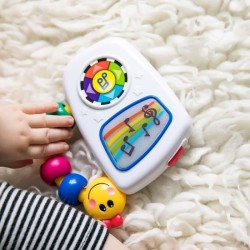 BABY EINSTEIN Petite radio portable bébé, Boîte a musique nomade Take Along T...