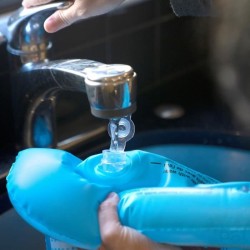 BABY EINSTEIN  Tapis d'eau bébé, jeu sensoriel et d'éveil?, gonflable, facile...