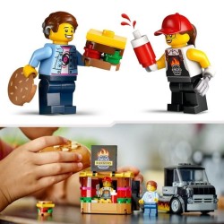 LEGO 60404 City Le Food-truck de Burgers, Jouet de Camionnette, Jeu Imaginati...