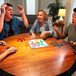 Mattel Games - Blokus - Jeu de Société - 7 ans et + BJV44