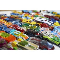 Hot Wheels - Coffret De 20 Véhicules - Petites voitures - 3 ans et +
