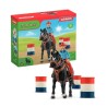 Figurine Cowgirl et Tonneaux de Racing, avec figurine et cheval,