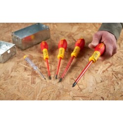 Jeu de 5 Tournevis - STANLEY FATMAX - XTHT0-62692 - Isolés 1000V - Electricie...