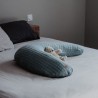 BÉABA - Big Flopsy™ - Coussin de grossesse et d'allaitement - Fleur de coton ...