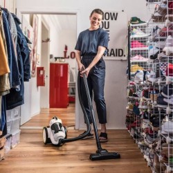 KARCHER VC 3 - Aspirateur traineau sans sac multicyclonique - 700 W - Filtre ...