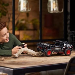 LEGO Technic 42160 Audi RS Q e-tron, Voiture de Rallye Télécommandée, Maquett...