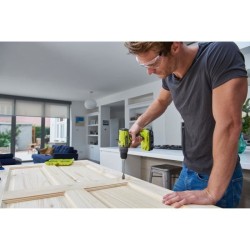 RYOBI - Perceuse-visseuse compacte 18V ONE+ - 2 batteries lithium+ 2,0 Ah - c...