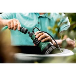 Pompe submersible Bosch - GardenPump 18V-2000 (avec fixation murale et de rés...
