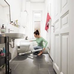KARCHER EWM 2 - Balai serpilliere électrique sans fil - Permet de nettoyer ju...