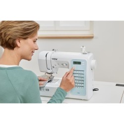Machine a coudre électronique BROTHER FS40s - 40 points de couture - Enfile-a...