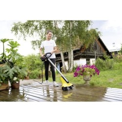Nettoyeur de terrasse sans fil Karcher PCL 3-18 avec batterie 18V/2,5Ah, bros...