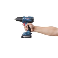Perceuse visseuse sans fil Bosch GSR 18V-21 + 2 batteries 2Ah + chargeur + co...