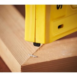 Agrafeuse filaire - STANLEY - 6-TRE550 - câble de 2,5 m - agrafe type G - clo...