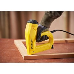 Agrafeuse filaire - STANLEY - 6-TRE550 - câble de 2,5 m - agrafe type G - clo...