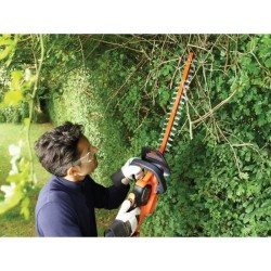 Taille-haies électrique sans fil + batterie 2Ah + chargeur - BLACK&DECKER - G...