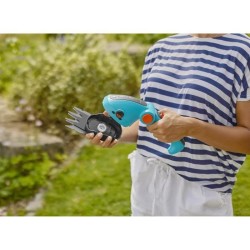 Kit cisaille a gazon ComfortCut Li + manche télescopique + roues - 3,6 V/3,0 ...