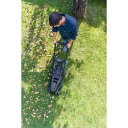Lame Bosch LeafCollect pour AdvancedRotak 36 Li - 42 cm - BOSCH - Broyage de ...