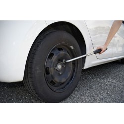 Clé démonte-roue téléscopique douille encliquable réversible 17-19mm - AEG - ...